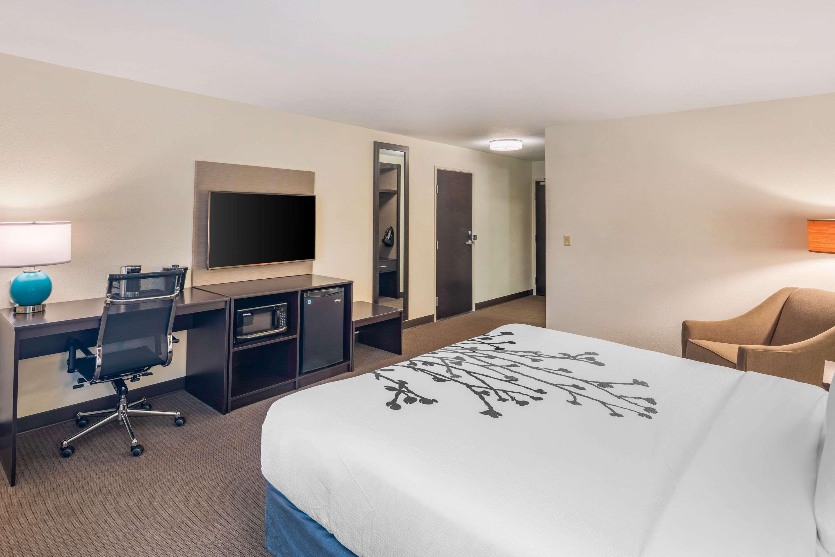 Sleep Inn Spokane Airport Bagian luar foto